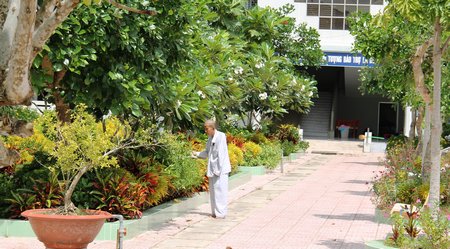  Người cao tuổi sống tại Trung tâm công tác xã hội Vĩnh Long (Ấp Phước Yên B, xã Phú Quới, huyện Long Hồ, tỉnh Vĩnh Long).