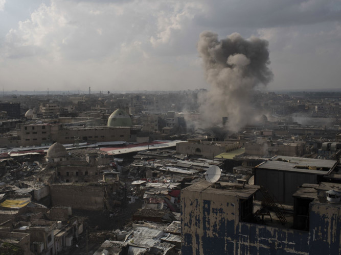 Cuộc quyết chiến giữa quân đội Iraq và IS tại Mosul đã khiến phần lớn các công trình bên trong thành phố bị phá tan hoang.
