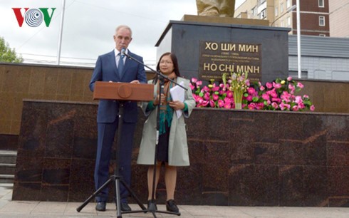 Thống đốc tỉnh Ulyanovsk Sergei Morozov phát biểu tại buổi lễ