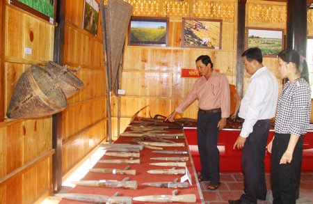 Nhà trưng bày nông ngư cụ Vũng Liêm đã đưa vào phục vụ du khách tham quan và tiếp tục sưu tầm, bổ sung các hiện vật.
