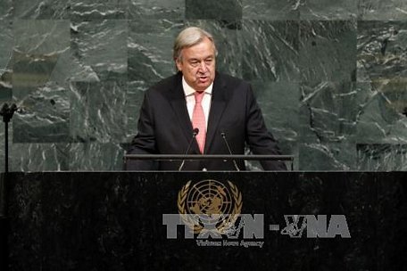 Tổng Thư ký LHQ Antonio Guterres phát biểu tại Khóa họp 72 của Đại hội đồng LHQ ở New York, Mỹ ngày 19/9. Ảnh: THX/TTXVN