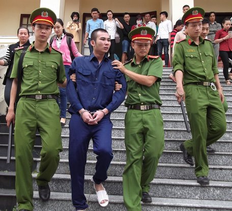  Hồ Bình Minh Luân phải lãnh án 8 năm tù