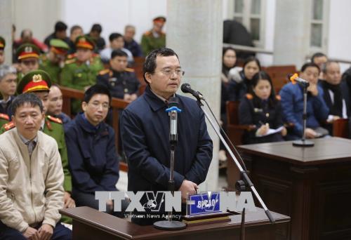 Bị cáo Nguyễn Quốc Khánh trả lời câu hỏi của Luật sư.