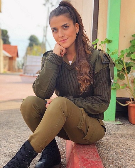Một nữ binh sĩ Israel - Ảnh: Instagram