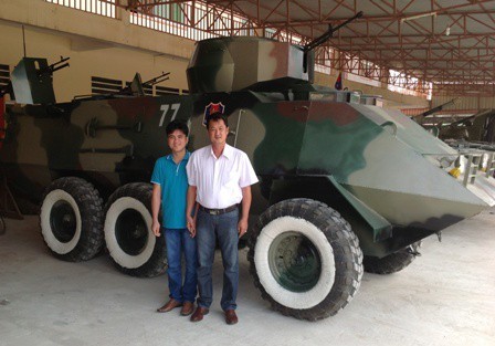 Hai cha con ông Trần Quốc Hải được công nhận là nhà khoa học quân sự và kỹ sư quân sự bởi kỳ tích nâng cấp, sữa chữa và chế xe bọc thép cho Campuchia