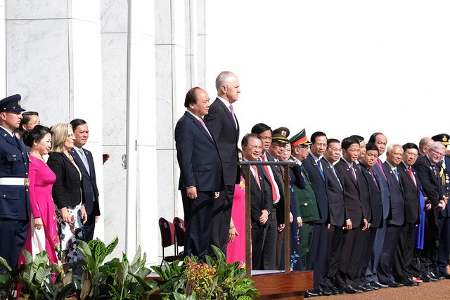 Hai Thủ tướng tại lễ đón trọng thể