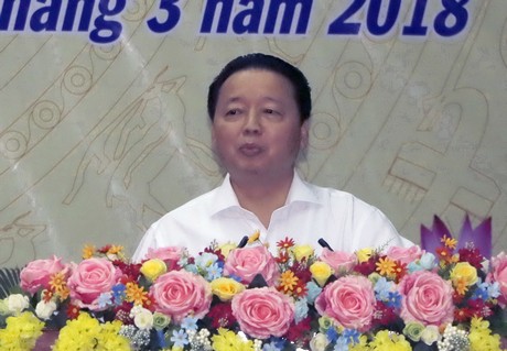 Bộ trưởng Bộ Tài nguyên và Môi trường- Trần Hồng Hà phát biểu khai mạc hội nghị tập huấn 
