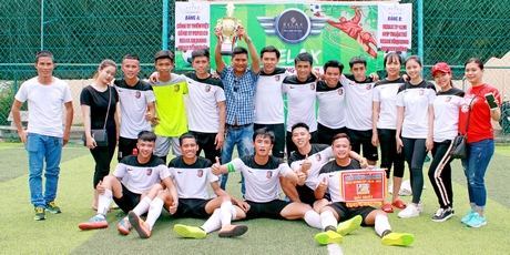 Đội NPP Thuận Trí Vĩnh Long giành chức vô địch mùa giải thứ 3- 2018.