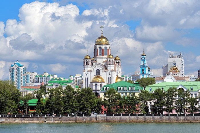 Yekaterinburg: Thành phố này nằm giáp ranh giữa 2 châu lục Á - Âu. Yekaterinburg vẫn giữ được nhiều tòa nhà cổ từ thế kỷ 19. Đây cũng là một trong những thành phố nhiều di tích nhất Nga với hơn 600 điểm di tích lịch sử và văn hóa. (Ảnh Shutter stock)
