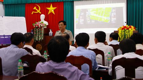 Ông Trần Hoàng Tựu- Tỉnh ủy viên, Phó Chủ tịch UBND tỉnh phát biểu chỉ đạo.