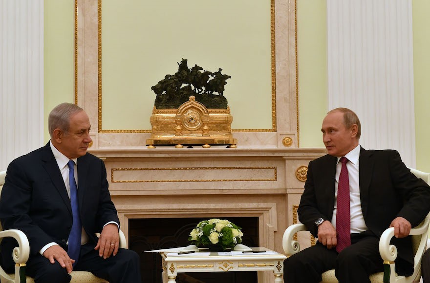 Thủ tướng Israel Benjamin Netanyahu, trái, gặp Tổng thống Nga Vladimir Putin tại Điện Kremlin ngày 11/7. Ảnh: Văn phòng truyền thông Israel.
