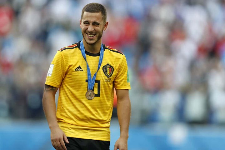 Eden Hazard được bình chọn là cầu thủ xuất sắc nhất trận Bỉ 2-0 Anh.