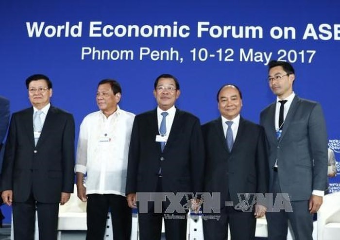 Thủ tướng Nguyễn Xuân Phúc tham dự Diễn đàn Kinh tế thế giới về ASEAN năm 2017. Ảnh: TTXVN