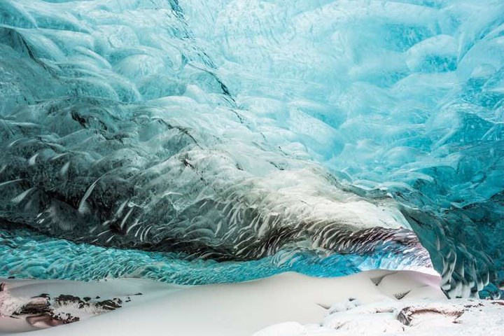 Hang băng Breiðamerkurjökull ở Iceland thật sự là một tuyệt tác khiến mẹ thiên nhiên đôi khi cũng không thể tin vào đôi bàn tay mình.