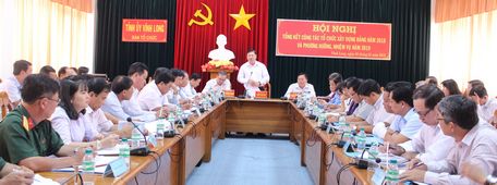 Bí thư Tỉnh ủy- Trần Văn Rón  phát biểu chỉ đạo hội nghị