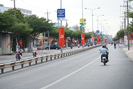 Các con đường tại trung tâm TP Vĩnh Long thông thoáng, sạch đẹp.