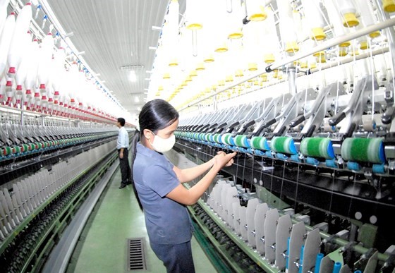 Dệt may cần doanh nghiệp FDI đầu tư vào khâu sợi, dệt nhuộm và vải nguyên liệu. Ảnh: THÀNH TRÍ