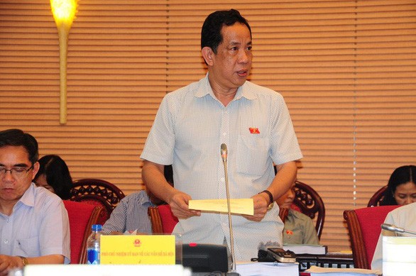  Phó chủ nhiệm Ủy ban Các vấn đề xã hội Quốc hội Đặng Thuần Phong phát biểu chiều 19-5 - Ảnh: 