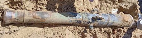  Khẩu súng thần công có niên đại 200 năm vừa được phát hiện ở bãi biển Xuân Thiều, Đà Nẵng