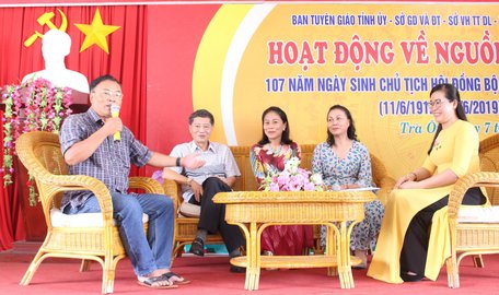 Giao lưu với những người con của Chủ tịch HĐBT Phạm Hùng
