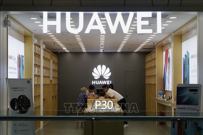  Một cửa hàng của Huawei tại Manila, Philippines, ngày 23/5/2019. Ảnh: THX/ TTXVN