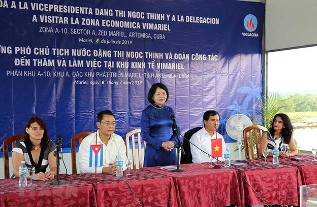  Phó Chủ tịch nước Đặng Thị Ngọc Thịnh phát biểu tại buổi thăm Đặc khu kinh tế Mariel. (Ảnh: Phương Hoa/TTXVN)