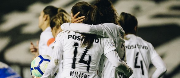 Các cầu thủ nữ Corinthians ăn mừng chiến thắng trước Sao Jose và lập kỷ lục thế giới - Ảnh: FIFA