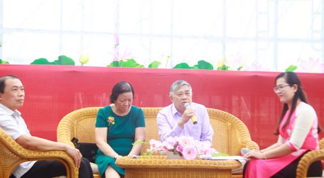 Giao lưu với gia đình thân nhân của GS.VS Trần Đại Nghĩa.