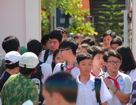Tuyển sinh lớp 10 chuyên năm học 2020- 2021 sẽ có một số thay đổi. Trong ảnh: Học sinh dự thi vào Trường THPT Chuyên Nguyễn Bỉnh Khiêm.