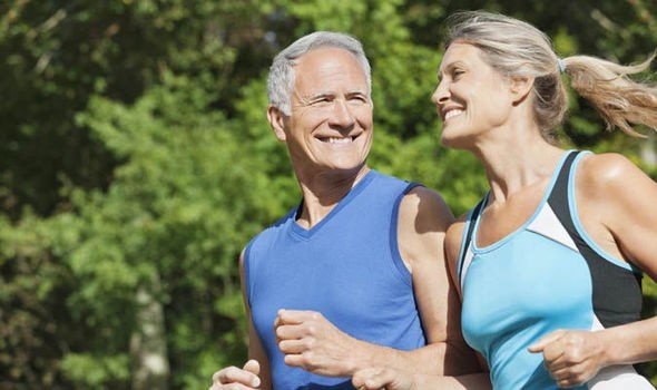 50 phút chạy bộ mỗi tuần đủ đem lại cho bạn lợi ích bất ngờ về tuổi thọ, giảm nguy cơ bệnh tim, ung thư... - ảnh minh họa từ Internet
