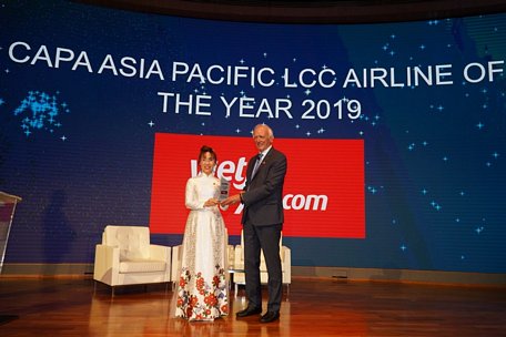 Vietjet nhận giải thưởng hãng hàng không chi phí thấp dẫn đầu tại châu Á-Thái Bình Dương. (Ảnh: CTV/Vietnam)