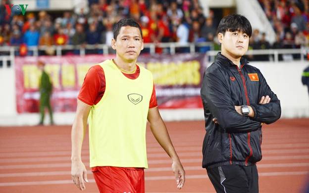  Tiền đạo này được HLV Park Hang Seo yêu cầu khởi động ở giữa hiệp 2.
