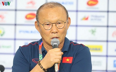 HLV Park Hang Seo quyết tâm mang tấm HCV về cho bóng đá Việt Nam (Ảnh: Ngọc Duy).