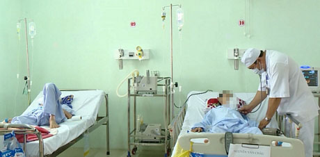 Bệnh nhân lao đang được điều trị tại Bệnh viện Lao và bệnh phổi tỉnh.