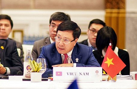  Phó Thủ tướng, Bộ trưởng Ngoại giao Phạm Bình Minh tại một Hội nghị Bộ trưởng Ngoại giao ASEAN