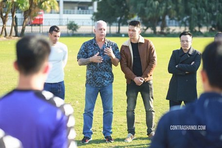 Hà Nội FC chia tay Giám đốc kỹ thuật Daniel Enriquez.  Ảnh: Contrashanoi