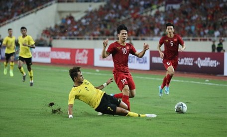 Tiền đạo Công Phượng trong trận gặp đối thủ Malaysia gần đây.