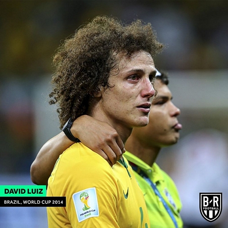 David Luiz khi Brazil thua thảm Đức 1-7 ở bán kết World Cup 2014