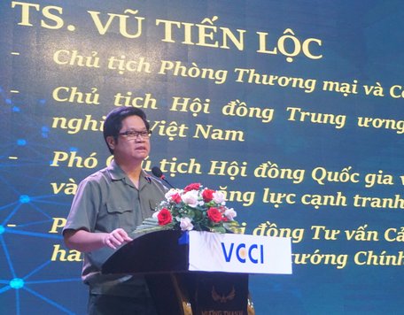 Ông Vũ Tiến Lộc- Chủ tịch VCCI phát biểu tại buổi họp mặt.