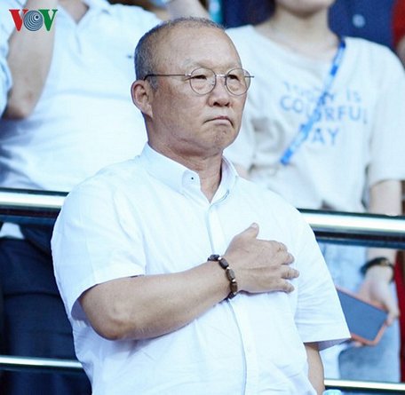 HLV Park Hang-seo sẽ dự khán 2 trận đấu ở vòng 9 V-League 2020.