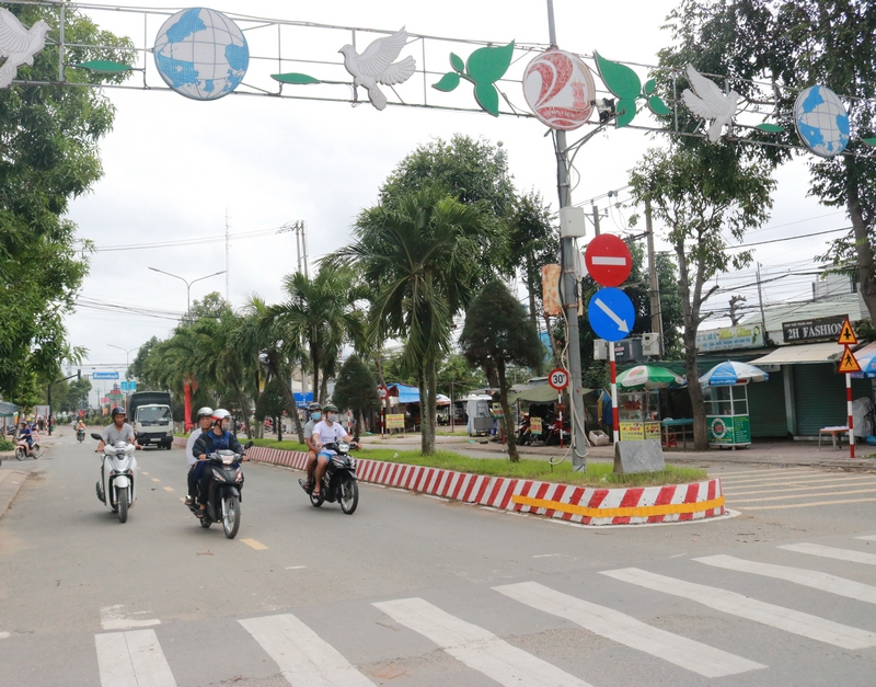Thị trấn Vũng Liêm đạt 72,88/100 điểm của tiêu chuẩn đô thị loại IV.