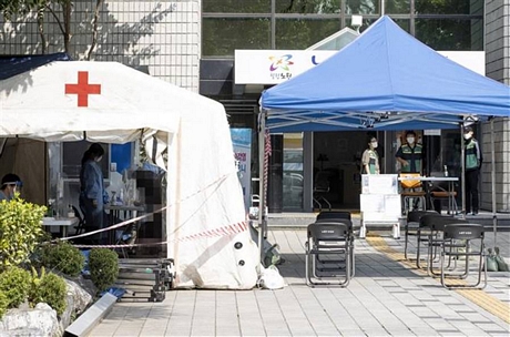  Một điểm xét nghiệm COVID-19 tại trung tâm y tế ở Seoul, Hàn Quốc, ngày 14/9/2020. Ảnh: Yonhap/ TTXVN