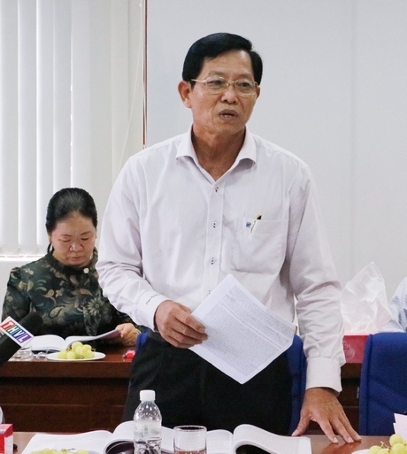 Đại biểu Nguyễn Văn Tùng.
