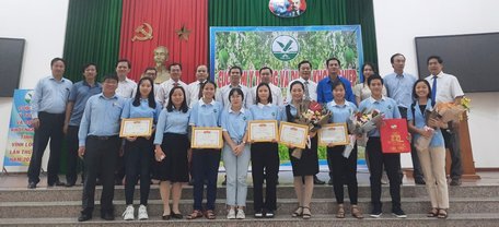 Nhiều sinh viên Trường ĐH Sư phạm kỹ thuật Vĩnh Long đạt giải thưởng tại các cuộc thi khởi nghiệp.