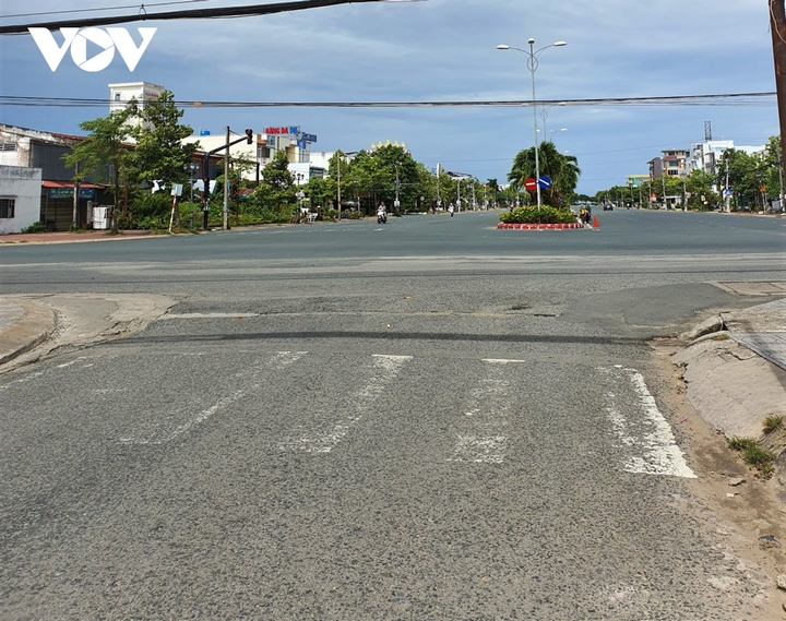 Kiên Giang, đường phố không có người dân qua lại, thực hiện nghiêm Chỉ thị 16 của Chính phủ.