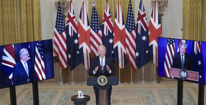 Các nhà lãnh đạo Mỹ, Anh và Australia trong buổi công bố thỏa thuận hợp tác (Ảnh: EPA).