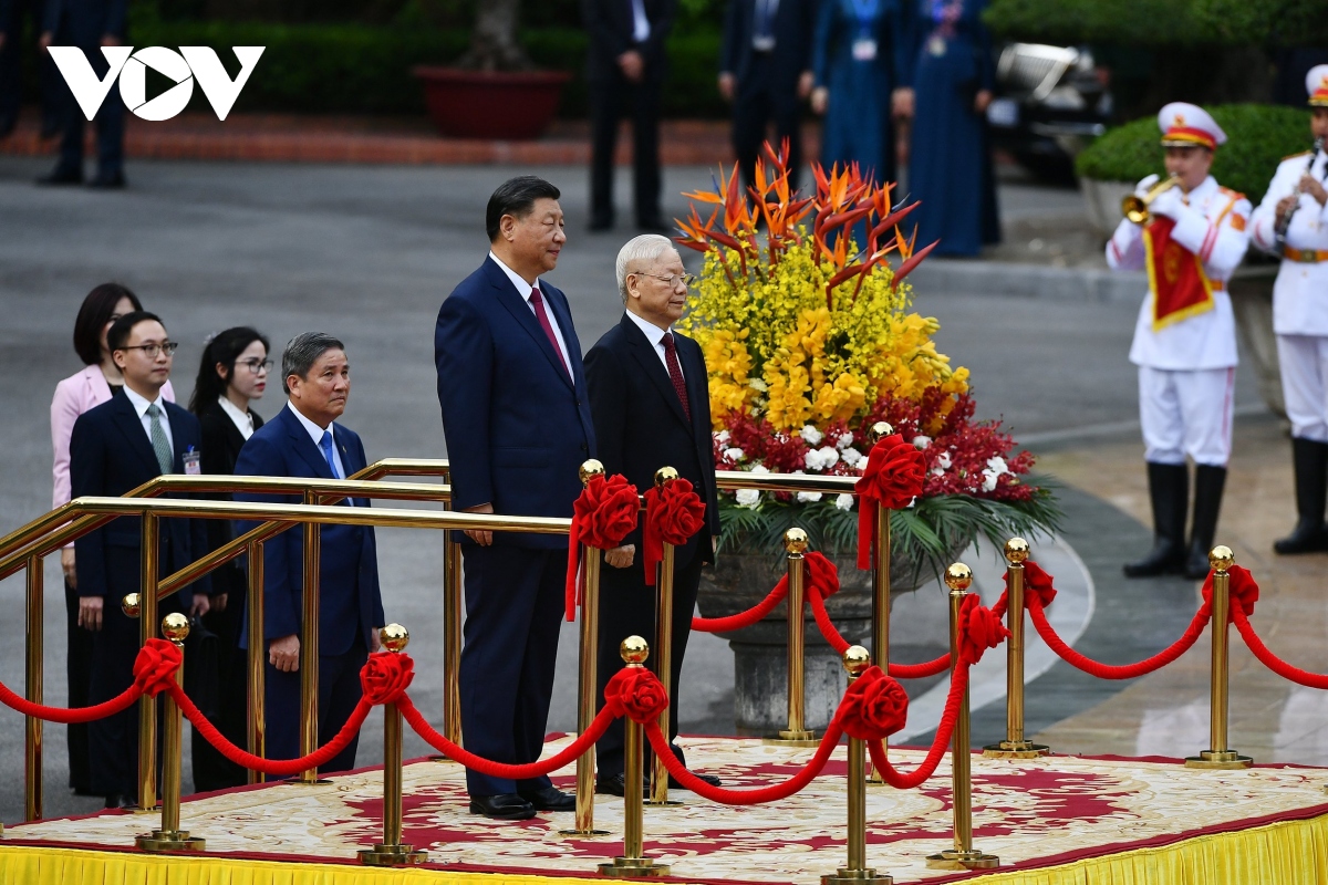 Tổng Bí thư Nguyễn Phú Trọng chủ trì lễ đón cấp nhà nước với Tổng Bí thư, Chủ tịch Trung Quốc Tập Cận Bình và Phu nhân.