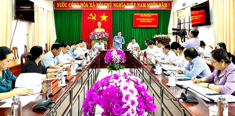 Bí thư Tỉnh ủy, Chủ tịch HĐND tỉnh- Bùi Văn Nghiêm chỉ đạo tại phiên đột xuất tháng 4/2024.
