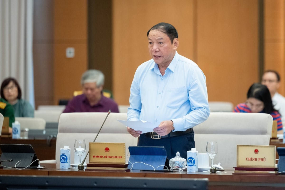 Bộ trưởng Bộ Văn hóa Thể thao và Du lịch Nguyễn Văn Hùng