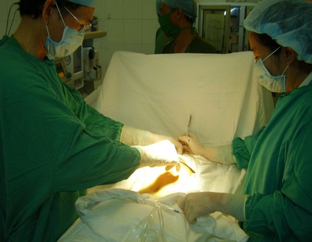 BVĐK tỉnh đã triển khai có hiệu quả nhiều phương pháp phẫu thuật trong điều trị bệnh.